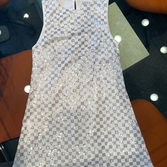 Chic Checkered Sleeveless Dress. Wear this to the Disco or to a Night Out. NWT S - Picture 10 of 10